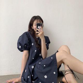 Embroider Daisy Puff-sleeve Dress As Shown In Figure - One Size