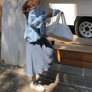 Plain Hoodie / Floral Print Midi Skirt