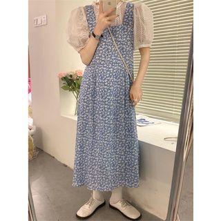 Set: Puff-sleeve Lace Top + Floral Print Midi A-line Overall Dress