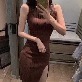 Side-slit Mock-neck Sleeveless Knit Sheath Dress