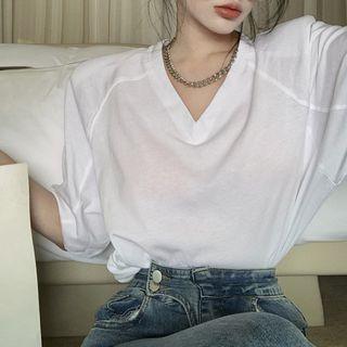 Elbow Sleeve V-neck -shirt