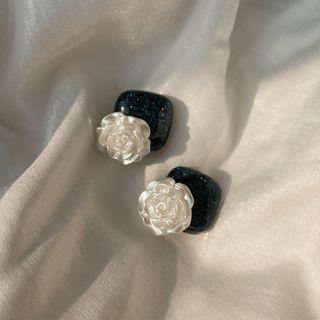 Acrylic Rose Earring As Shown In Figure - One Size