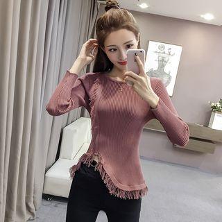 Long-sleeve Asymmetric Hem Knit Top