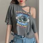 Elbow-sleeve Cold-shoulder Print Cropped T-shirt