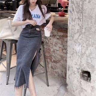 Side-slit Midi Denim Pencil Skirt / Short-sleeve Lettering T-shirt