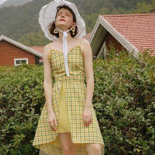 Spaghetti-strap Plaid Mesh Hem Midi A-line Dress