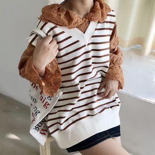 Striped V-neck Vest / Eyelet Lace Collar Blouse