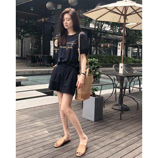 Lace Puff-sleeve Lettering Top