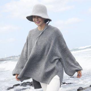 Puff-sleeve Slit-side Knit Top