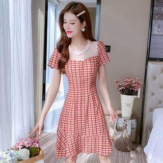 Short-sleeve Mesh Panel Plaid Dress
