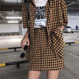 Short-sleeve Plaid Shirt / Pleated Skirt