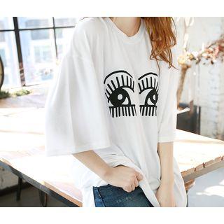 Dip-back Eyes Print T-shirt