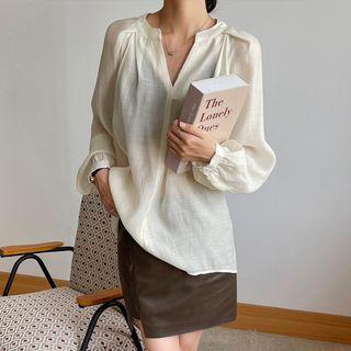 Plain Blouse With Detachable Collar