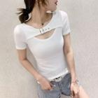 Mock Two-piece Short-sleeve Buckled Cutout T-shirt