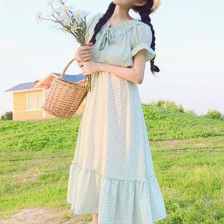Short-sleeve A-line Midi Plaid Dress