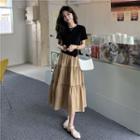 Short-sleeve Irregular Cropped T-shirt / Tiered Midi A-line Skirt