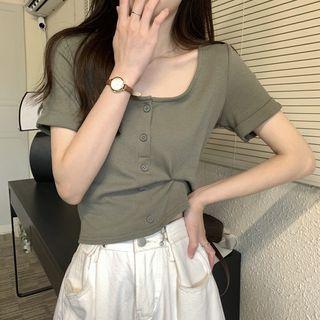 Short-sleeve Scoop Neck Henley Crop Top