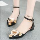 Sequined Flower Pointy-toe Flats