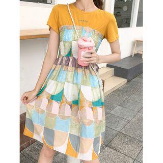 Mock 2-piece Short-sleeve Pattern Dress Yellow - One Size