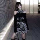 Long-sleeve Cropped Knit Top / Sleeveless Paisley Print Mini A-line Dress