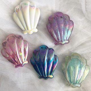 Holographic Shell Hair Brush