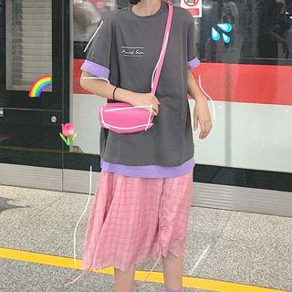 Contrast Trim Lettering T-shirt / Plaid Skirt