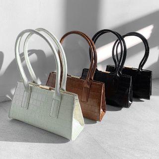 Kiss-lock Croc-grain Shoulder Bag With Strap
