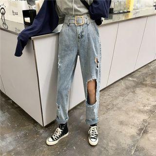 Washed Ripped Straight Cut Jeans With Belt