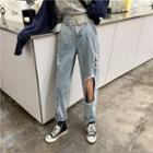 Washed Ripped Straight Cut Jeans With Belt