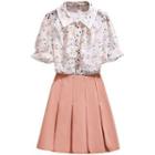 Short-sleeve Floral Blouse / Pleated Skirt / Set