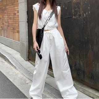 Sleeveless Embroidered Cropped Top / Plain Wide-leg Pants