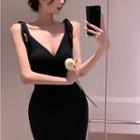 Sleeveless V-neck Bodycon Dress Black - One Size