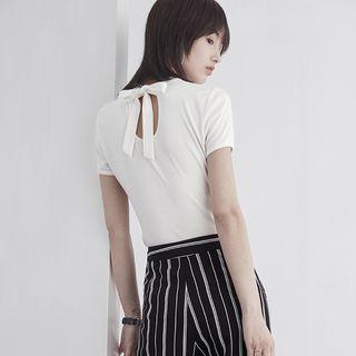 Keyhole Tie-back Short-sleeved T-shirt