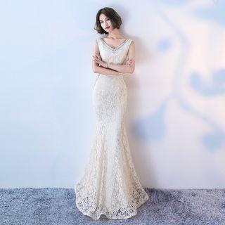 Embellished Mermaid Lace Evening Gown