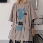 Buckled Printed Elbow-sleeve T-shirt