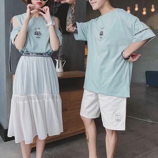 Couple Matching Printed Short-sleeve T-shirt / A-line Midi Skirt / Shorts