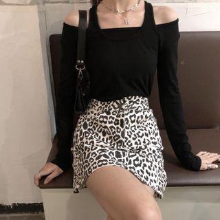 Cold Shoulder Long-sleeve Top / Leopard A-line Skirt