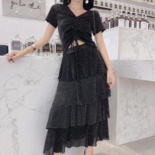 Set: Short-sleeve Sequined Drawstring T-shirt + Midi A-line Layered Skirt