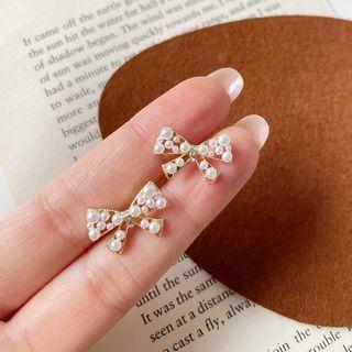 Faux Pearl Bow Ear Stud / Clip On Earring