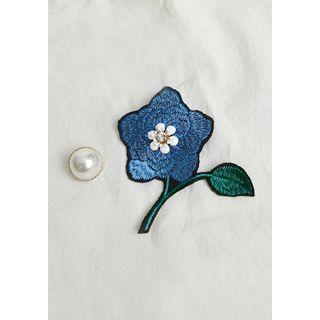 Set: Embroidered Flower Brooch + Faux-pearl Brooch