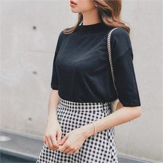 High-neck Short-sleeve Knit Top