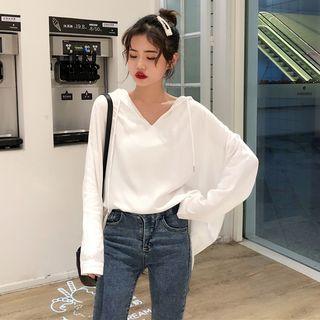 V-neck Long-sleeve Hooded T-shirt