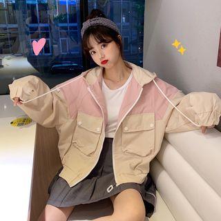 Ear-accent Two-tone Windbreaker