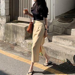 Short-sleeve Crew Neck Top / Slit Midi Pencil Skirt