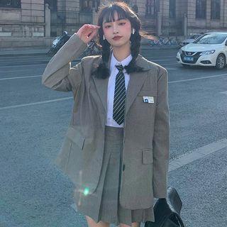 Blazer / Shirt / Pleated Skirt