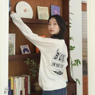 Raglan Letter-illustrated T-shirt
