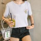 Embroidered Flower Loose-fit Short-sleeve T-shirt
