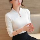 Keyhole-front Stand Collar Knit Top