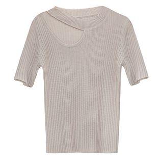 Cut Out Short-sleeve Knit Top