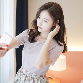 Frilled-edge Short-sleeve Top